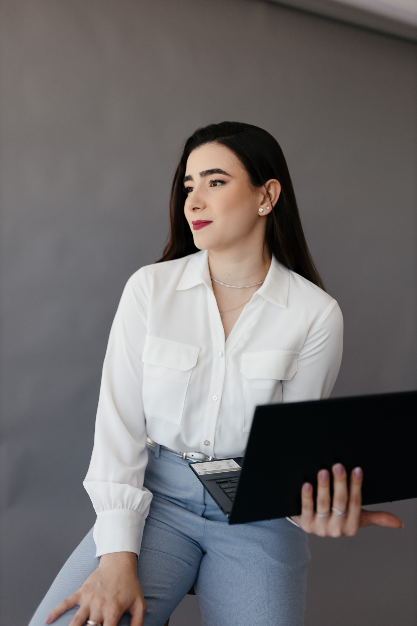 Dra. Elisa Daher em atendimento online